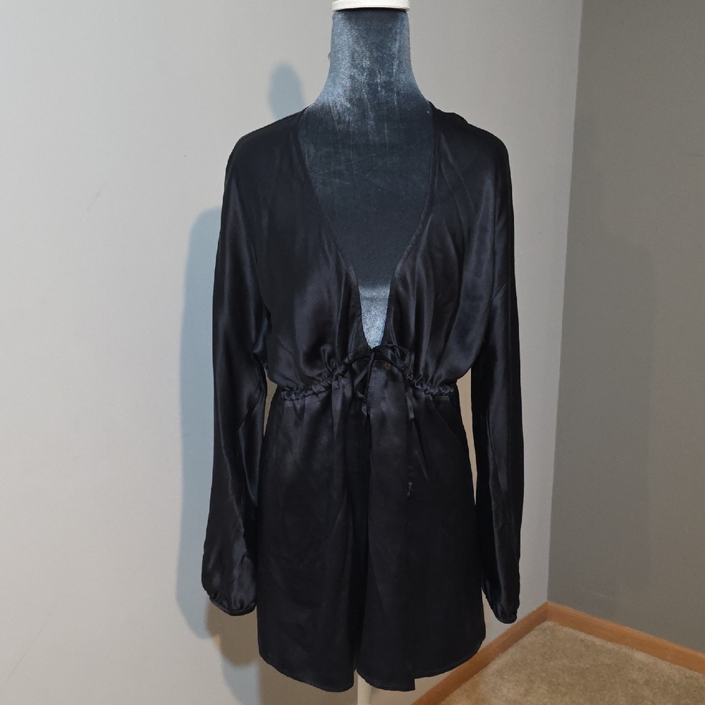 Sigal A Black Silk Top Sz Medium